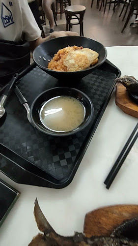 Comentarii opinii despre Broadway Food Court @ 883 Woodlands Street 82