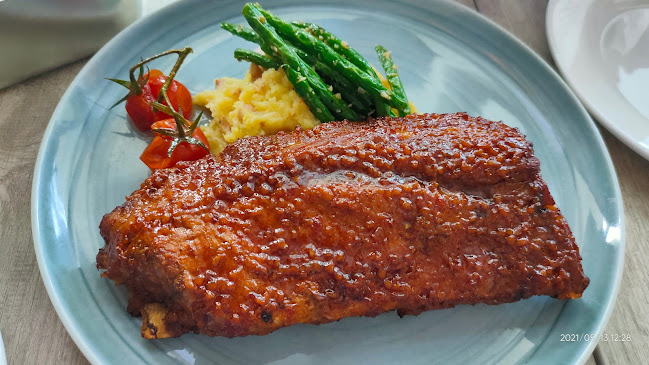 Lazy Lizard - NEWest