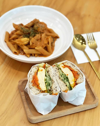 71 Oxley Rise, #01-01, Singapore 238698