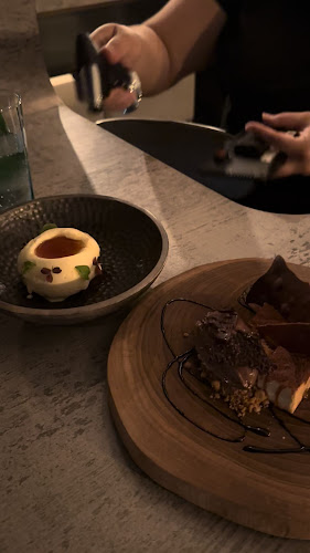 21A Lor Liput, Singapore 277733