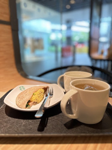 Starbucks JEM - Hospitality and gastronomy