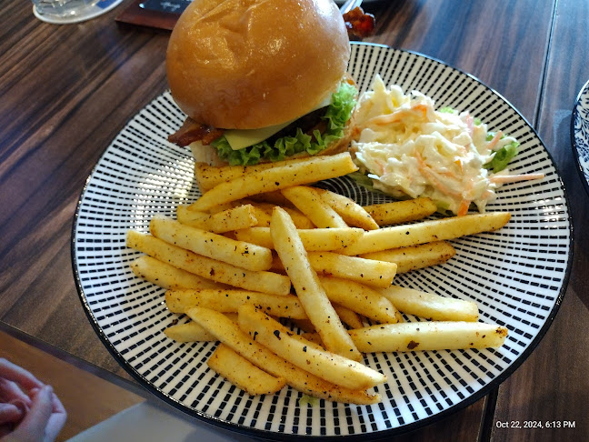 Comentarii opinii despre Harry's Tampines