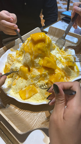 277 Orchard Rd, B1-12 Gateway, Orchard, Singapore 238858