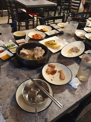 Pohang Seafood & Butchery회랑고기랑2 - Hospitality and gastronomy