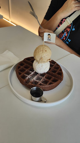 77 Circuit Rd, #01-460, Singapore 370077