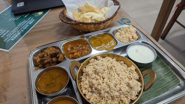 Comentarii opinii despre Cow and Farmer Pure Veg Restaurant