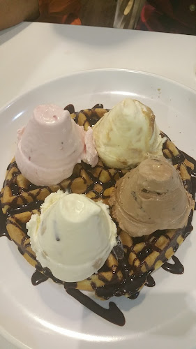 Comentarii opinii despre Geláre Causeway Point