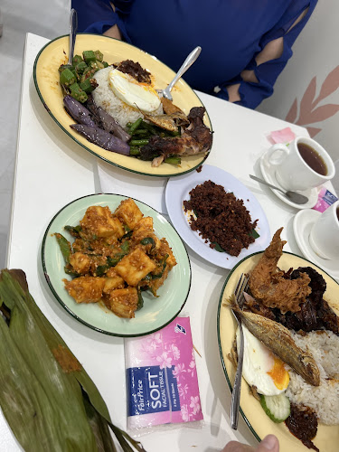 371 Jln Besar, #01-01, Singapore 208998