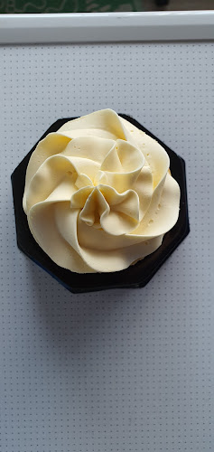 Comentarii opinii despre Lynda Ann