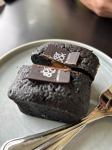 30C Loewen Rd, Singapore 248839