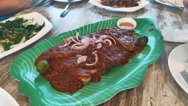 Opinii despre Rasa Istimewa Waterfront Restaurant în Singapore - Hospitality and gastronomy