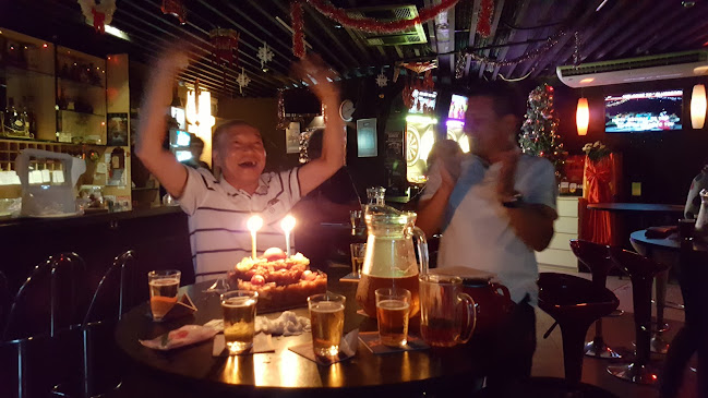 Opinii despre Blueberry Hill Pub & Cafe în Singapore - Hospitality and gastronomy