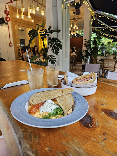 Little Rogue Coffee - Hospitality and gastronomy