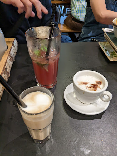 Opinii despre SERVUS German Burger Grill | VIVOCITY în Singapore - Hospitality and gastronomy