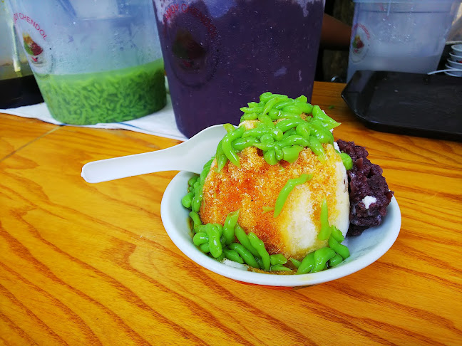 Chinatown Complex - Hospitality and gastronomy