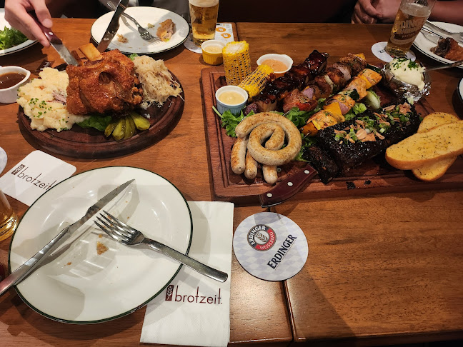 126 E Coast Rd, Singapore 428811