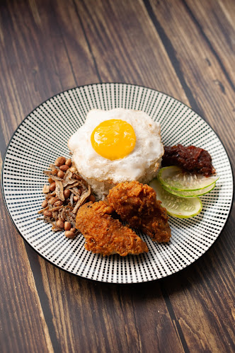 Comentarii opinii despre Killiney Kopitiam Serene Centre