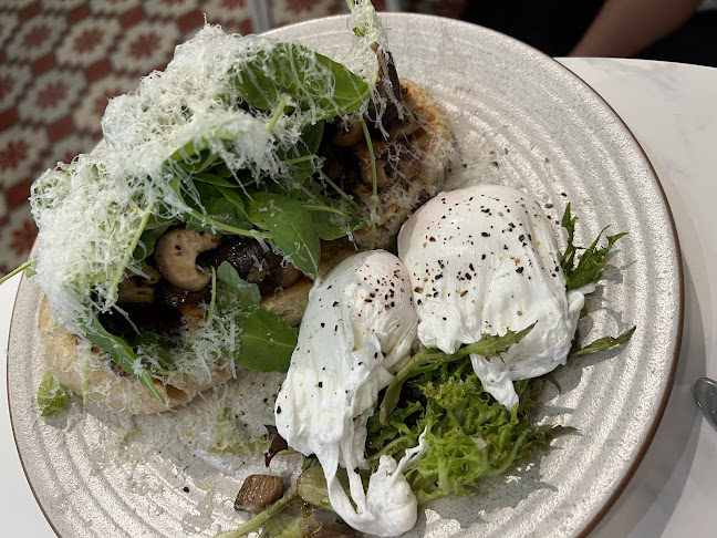 Opinii despre MICRO red house în Singapore - Hospitality and gastronomy