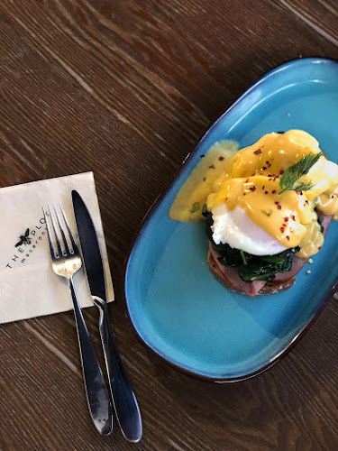 Comentarii opinii despre The M Plot Cafe