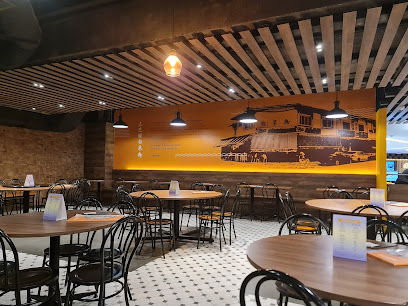 White Restaurant (Sun Plaza)