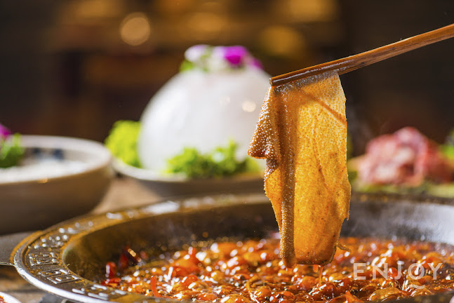 3 Gateway Dr, #03-04, Singapore 608532