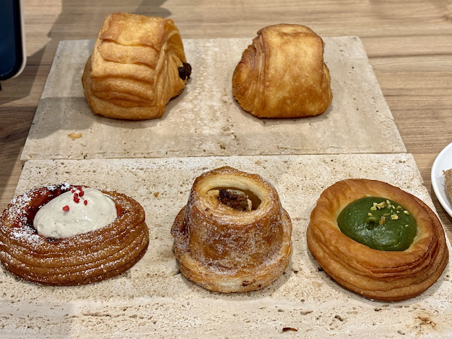 Lean & Rich Bakery - Hospitality and gastronomy