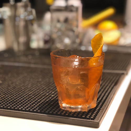 Bar 93 @ Horses’ Den - Hospitality and gastronomy