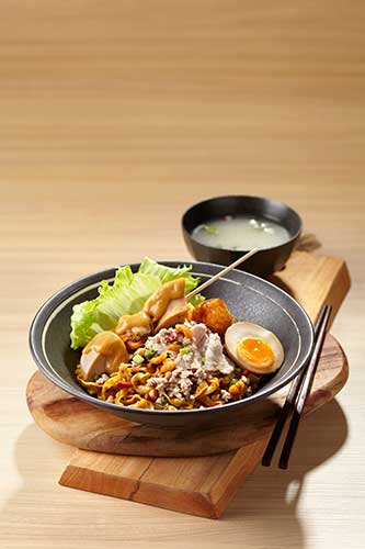 Opinii despre Lam's Noodle & Salt Baked Chicken @ Toa Payoh 500 în Singapore - Hospitality and gastronomy