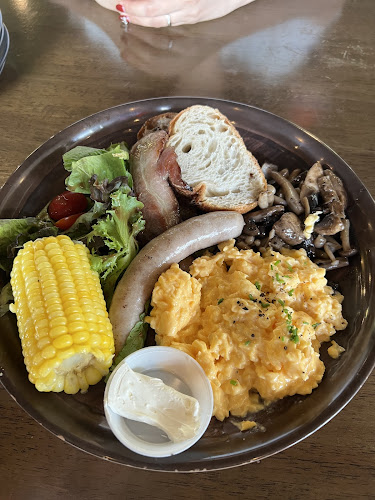 Whisk & Paddle (Bt Gombak Park) - Hospitality and gastronomy