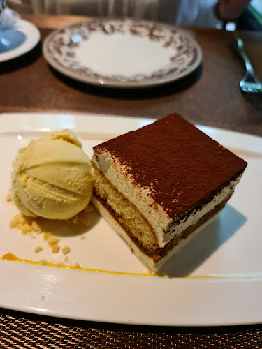 Waterfall Ristorante Italiano - Singapore