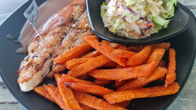 Fins & Feathers - Hospitality and gastronomy