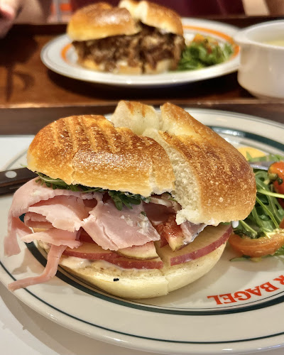 B FOR BAGEL Tanglin Mall - Hospitality and gastronomy