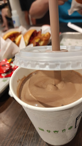 Shake Shack Jewel Changi - Hospitality and gastronomy