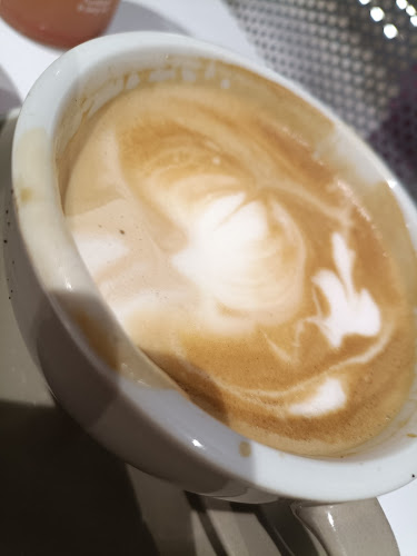 Comentarii opinii despre Cedele Bakery Cafe - Paragon