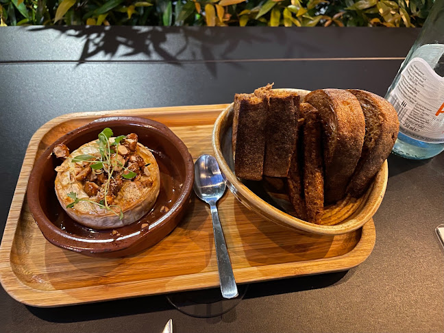 Fat Belly Steakhouse - Singapore