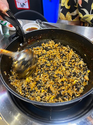 14B Kensington Park Rd, Singapore 557265