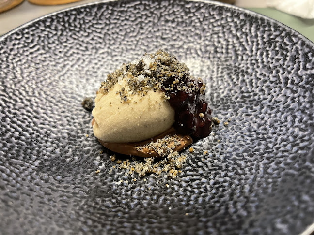 882 Woodlands Street 82, Singapore 730882