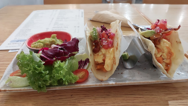 Comentarii opinii despre 6 Letter Brunch