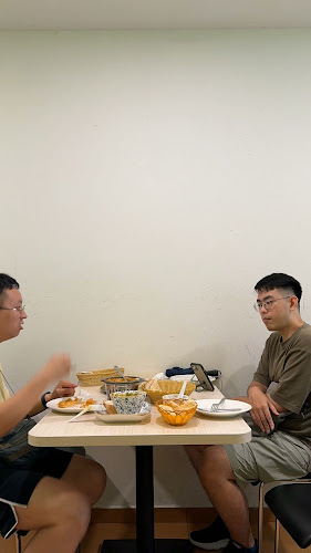 19 Upper Dickson Rd, Singapore 207478