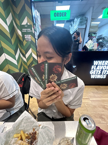 Opinii despre Wingstop Eastpoint Mall în Singapore - Hospitality and gastronomy