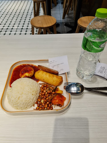 Heavenly Wang @ Changi Airport T1 Transit - Hospitality and gastronomy