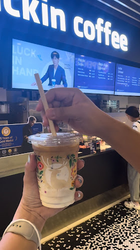 luckin coffee - New Tech Park