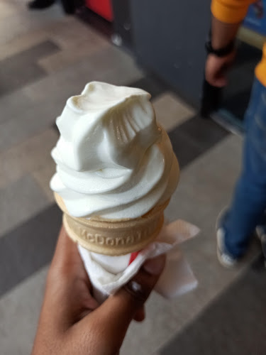 Comentarii opinii despre McDonald's Paya Lebar Square