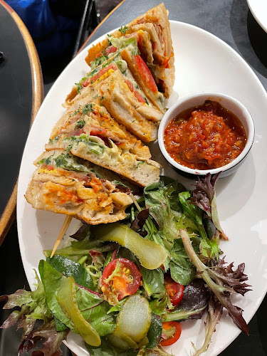 290 Orchard Rd, #03-41/42 Level 3 Paragon Shopping Centre, Singapore 238859