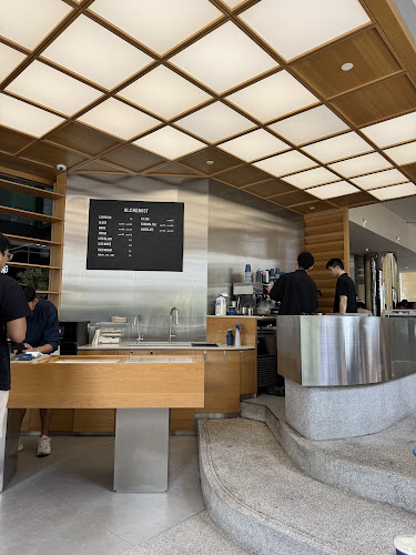 Alchemist The Heeren - Singapore