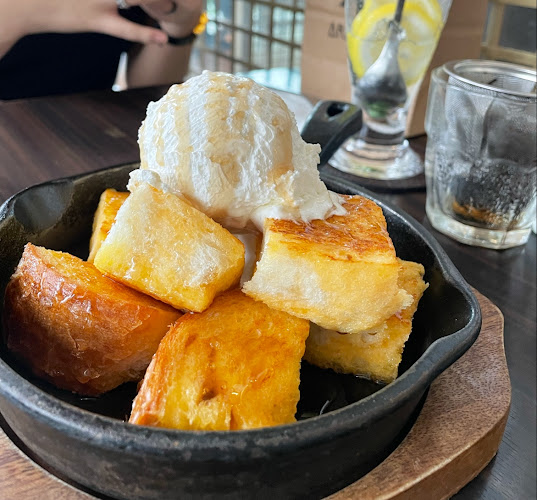 Hoshino Coffee @ Holland V - Hospitality and gastronomy