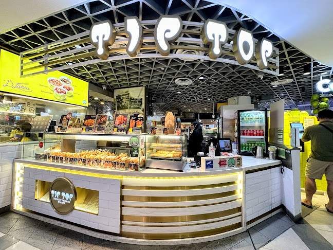 Tip Top Curry Puff @ Compass One