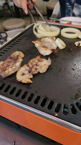 JeukSeokTown nice BBQ and Hotpot Korean food Pocha @ Vidacity, Pasir Ris Singapore, vegetarian options - Singapore