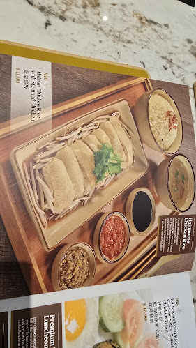 1 North Point Dr, #02-139/140 South Wing of Northpoint City, Singapore 768019