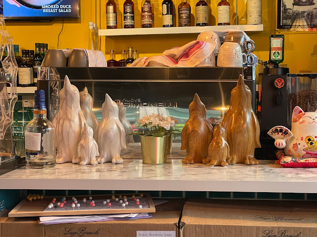 Comentarii opinii despre Tipsy Penguin